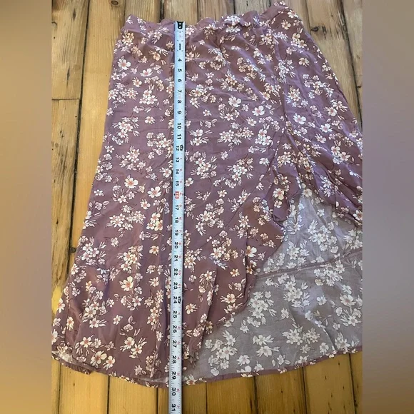 Wild Skye floral midi skirt - Picture 4 of 4